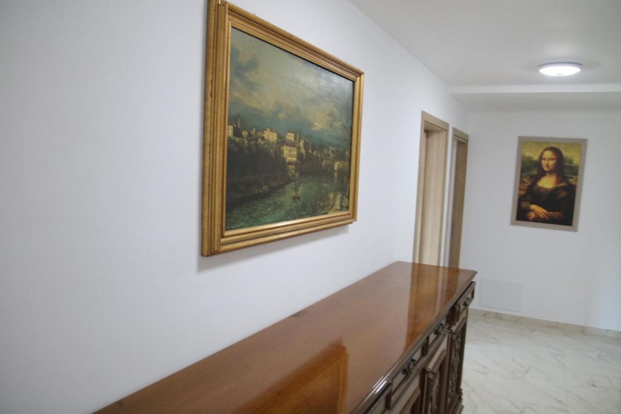 Pensiunea Albero Curtea De Arges Ngoại thất bức ảnh